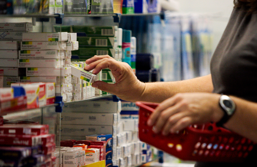 De olho em mercado de R$ 227 bi, varejo alimentar avança sobre setor farmacêutico 