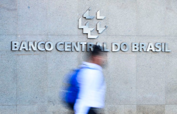 Após declarações de Lula, associações comerciais manifestam apoio à independência do BC