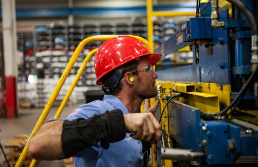 Indústria paulista acumula perda de 4,7% na produção em três meses