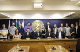 Comitiva da Associação Comercial de Osvaldo Cruz visita a ACSP