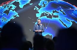 'Inteligência artificial é tão revolucionária quanto a criação da internet'