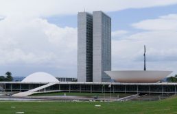 A Importância da Constituição: Legislativo representa a totalidade da nação