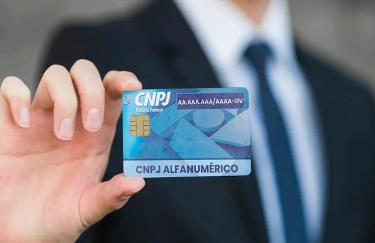 Empresas têm até domingo para adaptar sistemas ao novo CNPJ alfanumérico