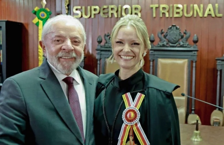 Cláudio Humberto | Escolhida de Lula para STM se enrola em escândalo