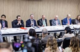 Contra tarifa dos EUA, governo avalia linhas de crédito e reciprocidade