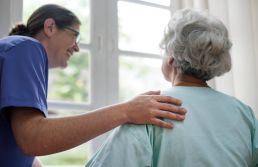 Número de MPEs na área de assistência ao idoso cresceu 74% em 5 anos